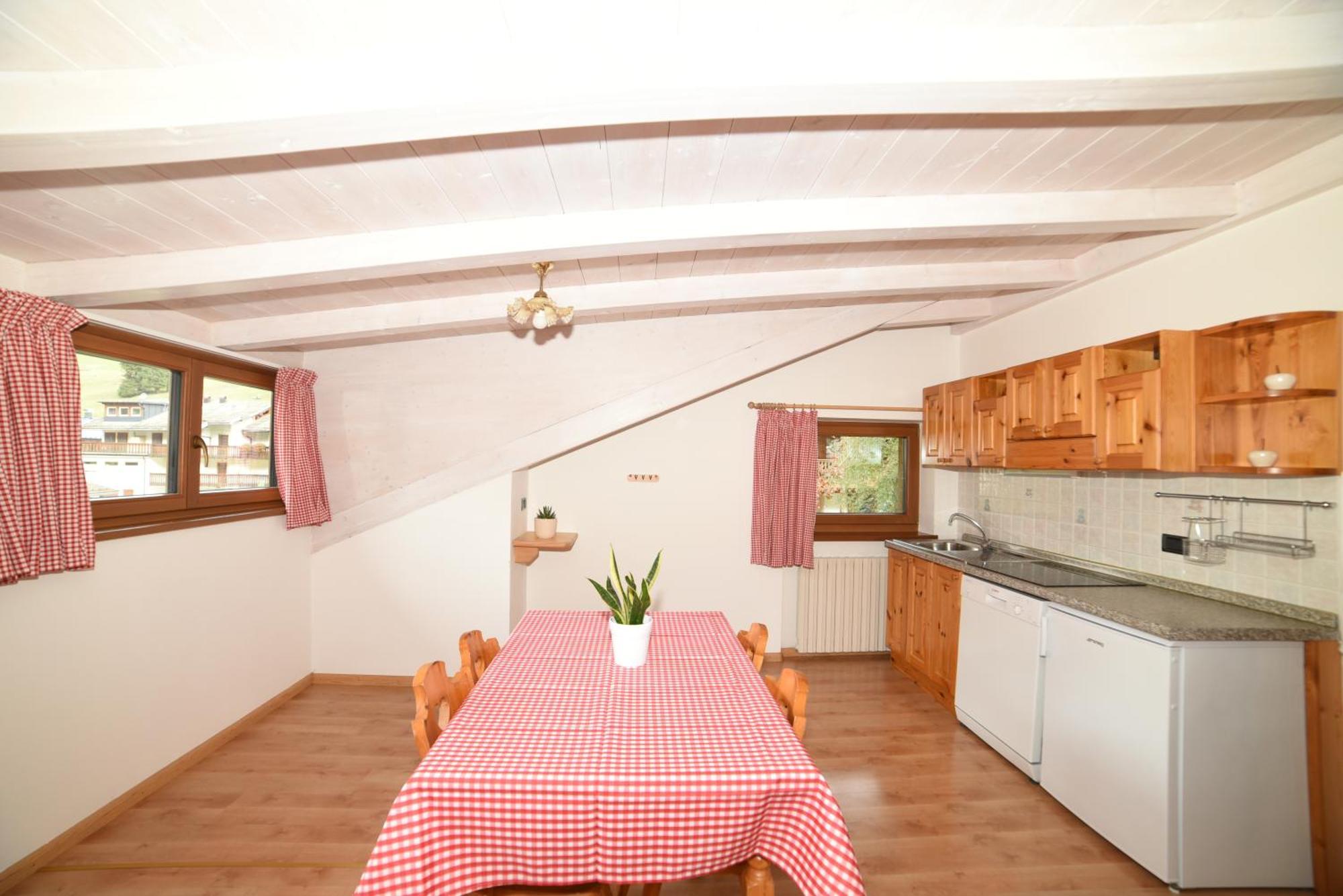 Cesa Mandi E Miky Apartman Canazei Kültér fotó