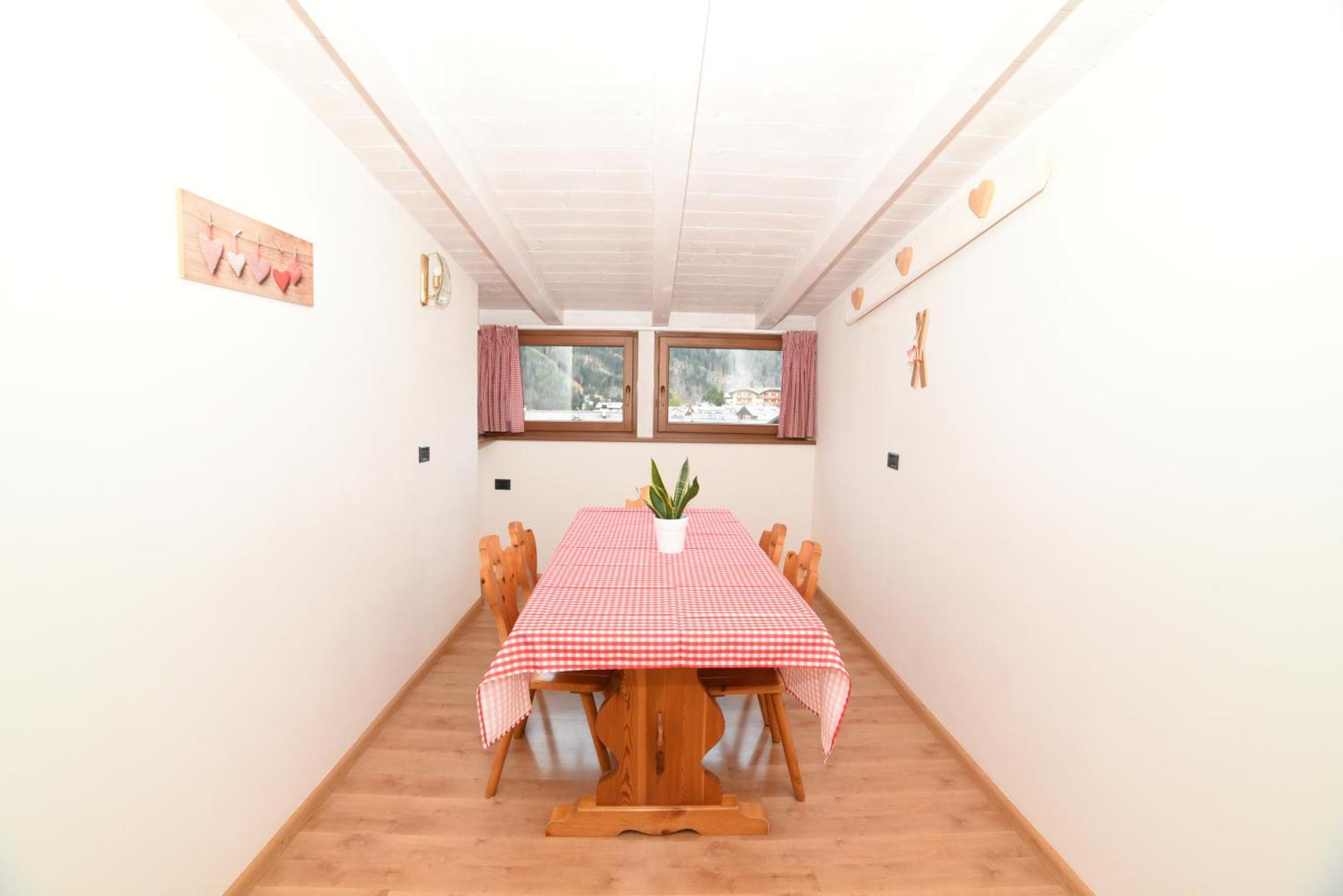 Cesa Mandi E Miky Apartman Canazei Kültér fotó